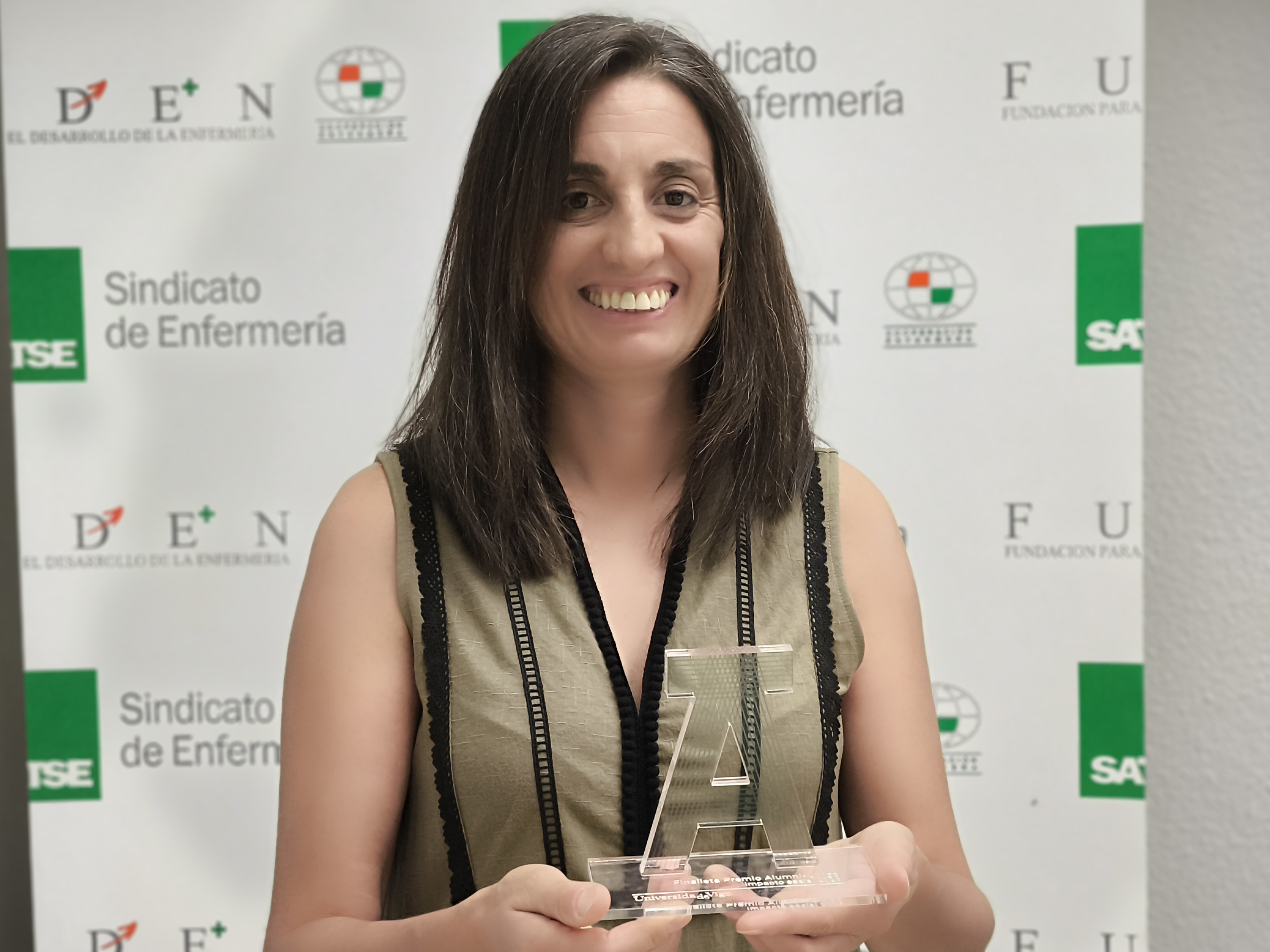 Nieves Márquez es enfermera en la Escuela Naval de Marín y finalista delos IV Premios Alumni de la Universidad de Vigo en 2025